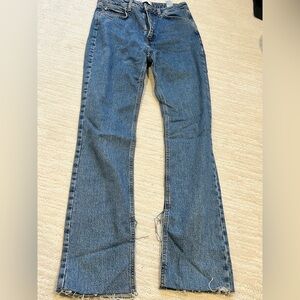 Zara medium-wash, bootcut / flared denim jeans distressed slit hem size 6